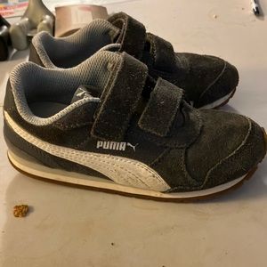 Puma Velcro size 10C gray sneakers